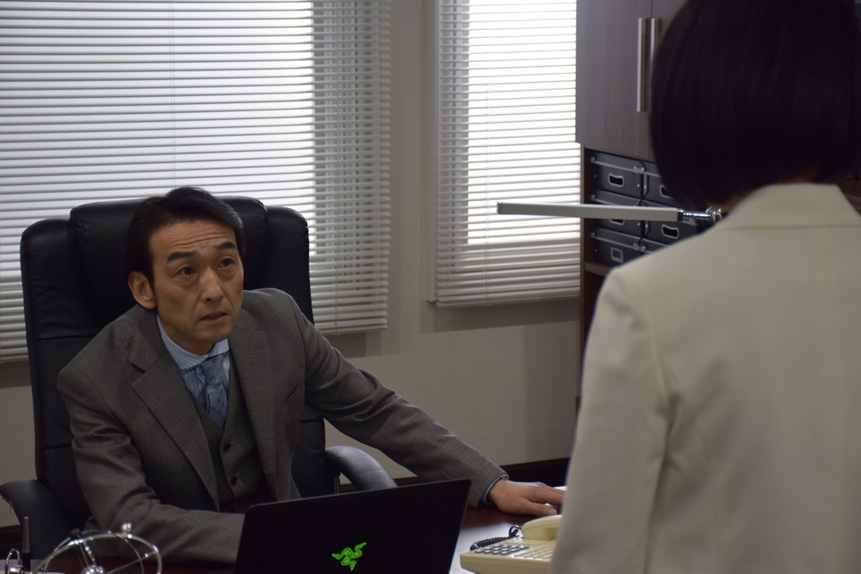 レディ in ホワイト 6枚目の写真・画像