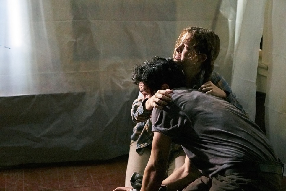 イット・カムズ・アット・ナイト 7枚目の写真・画像