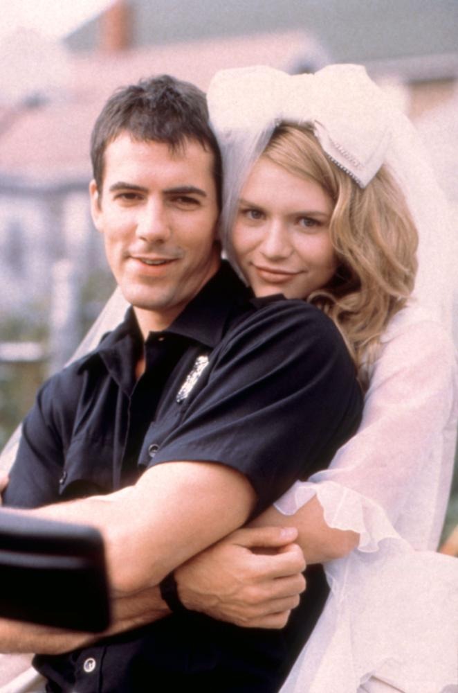 自由な女神たち(C)APOLLO