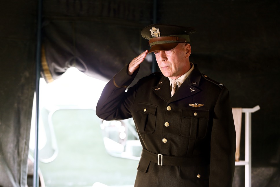 エア・ストライク(C)APOLLO