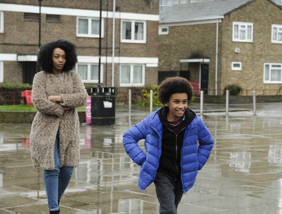 ロンドン・バーニング 8枚目の写真・画像