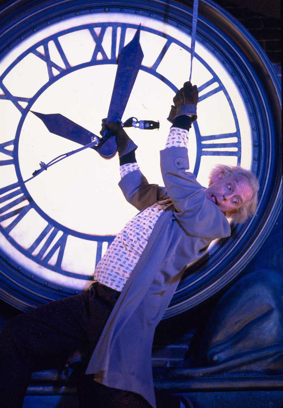 バック トゥ ザ フューチャー シリーズ全3作のあらすじと未来予測 3 3