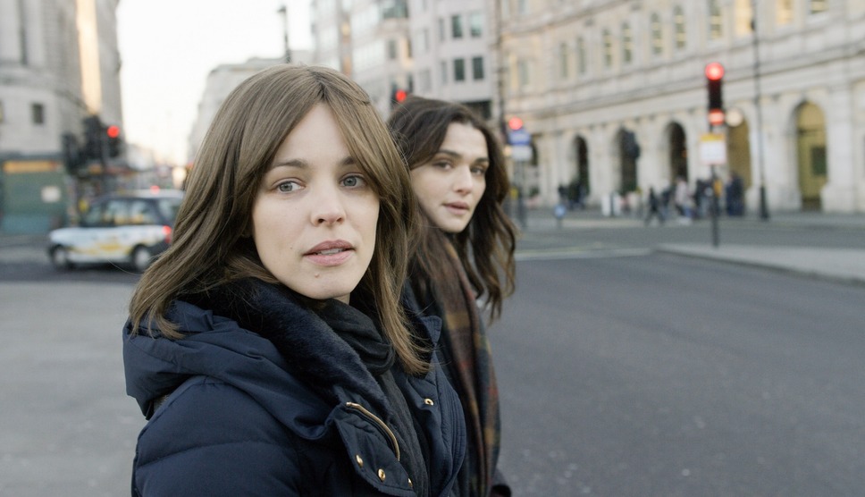 ロニートとエスティ 彼女たちの選択 7枚目の写真・画像