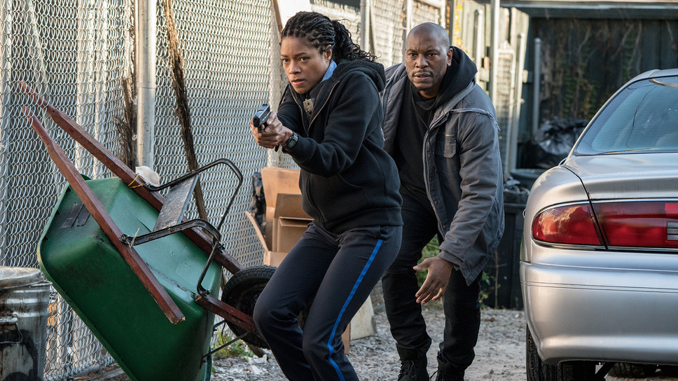 ブラック アンド ブルー 2枚目の写真・画像