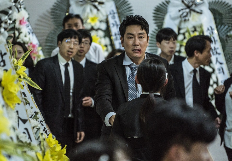 権力に告ぐ 5枚目の写真・画像