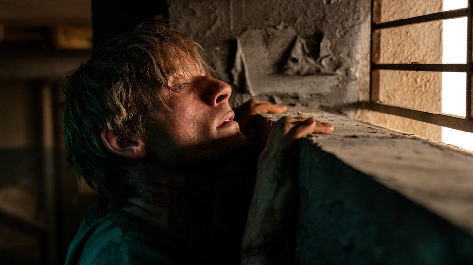 ある人質 生還までの398日 4枚目の写真・画像