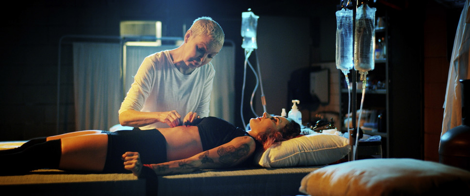 バースト・マシンガール 8枚目の写真・画像