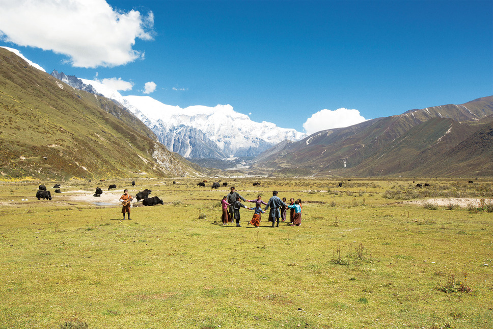 ブータン 山の教室 3枚目の写真・画像