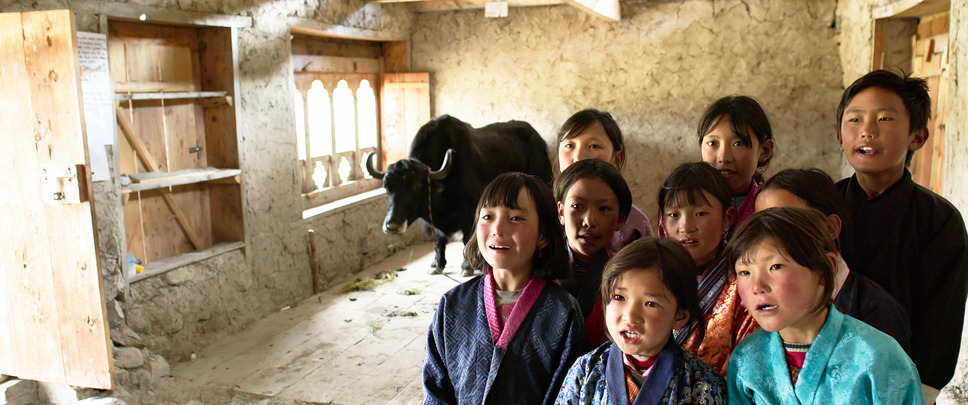 ブータン 山の教室 4枚目の写真・画像