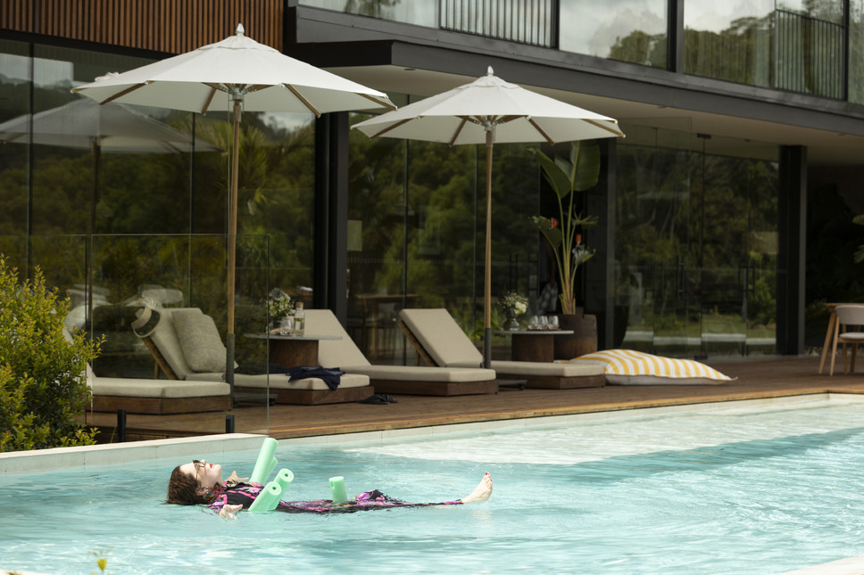 ナイン・パーフェクト・ストレンジャー 7枚目の写真・画像