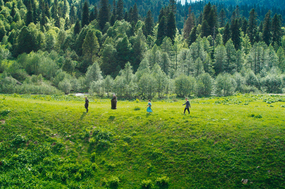 ベロゴリア戦記 第1章：異世界の王国と魔法の剣 9枚目の写真・画像