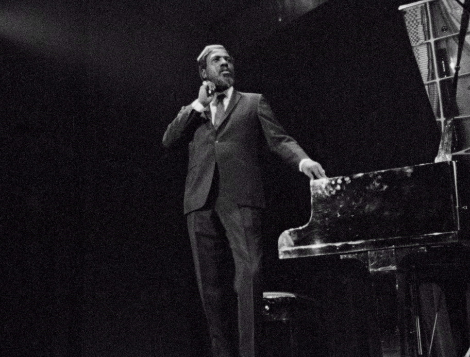 モンク・イン・ヨーロッパ 7枚目の写真・画像