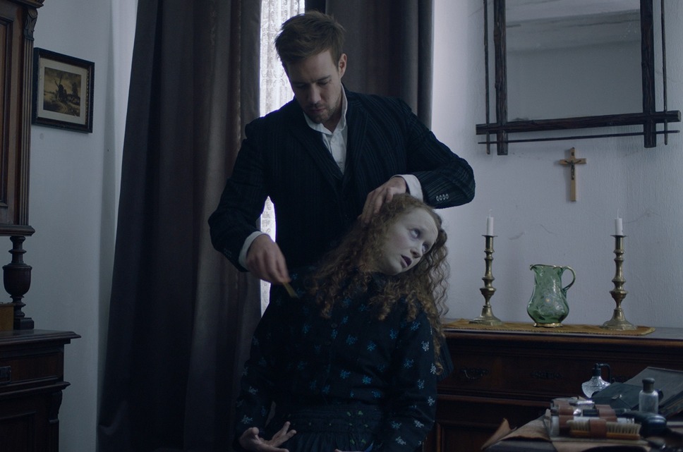 ポスト・モーテム 遺体写真家トーマス 14枚目の写真・画像