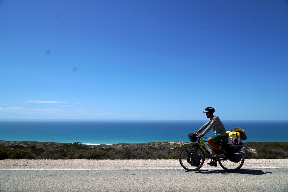 オーストリアからオーストラリアへ ふたりの自転車大冒険 3枚目の写真・画像
