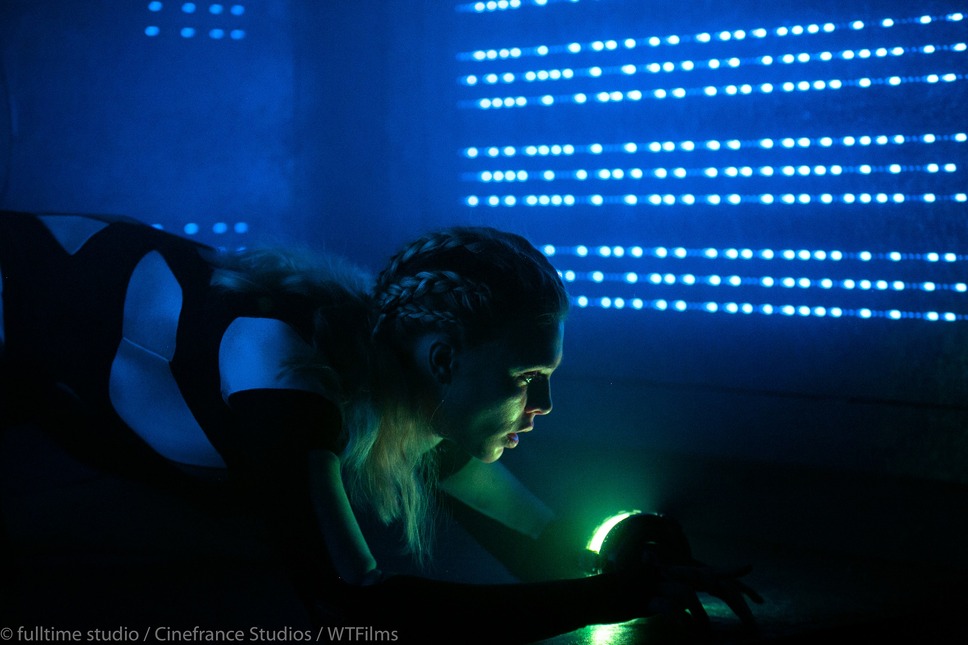 TUBE チューブ 死の脱出 5枚目の写真・画像