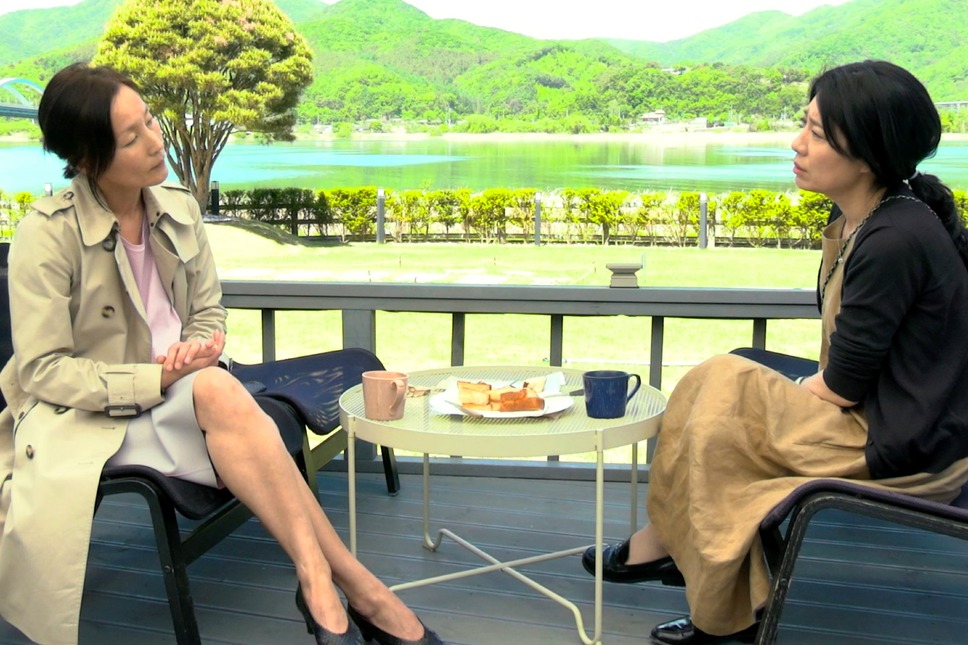 あなたの顔の前に 2枚目の写真・画像