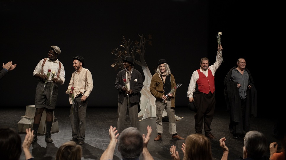 アプローズ、アプローズ︕囚⼈たちの⼤舞台 4枚目の写真・画像