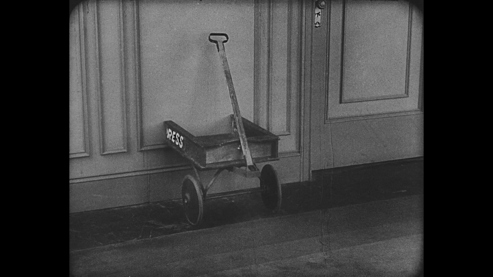 怪人現る 7枚目の写真・画像