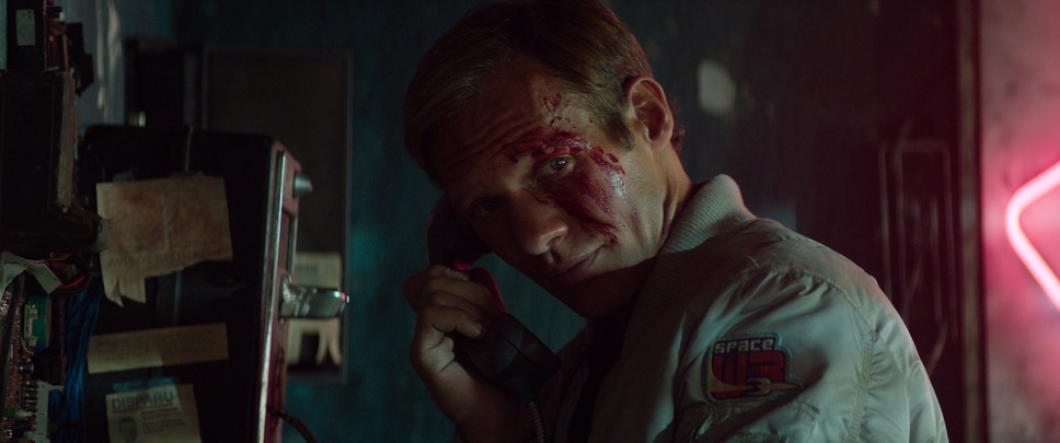 レッド・グラビティ 8枚目の写真・画像