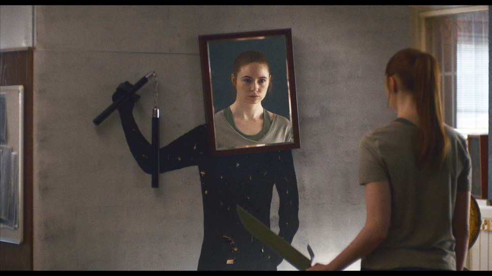 デュアル 3枚目の写真・画像