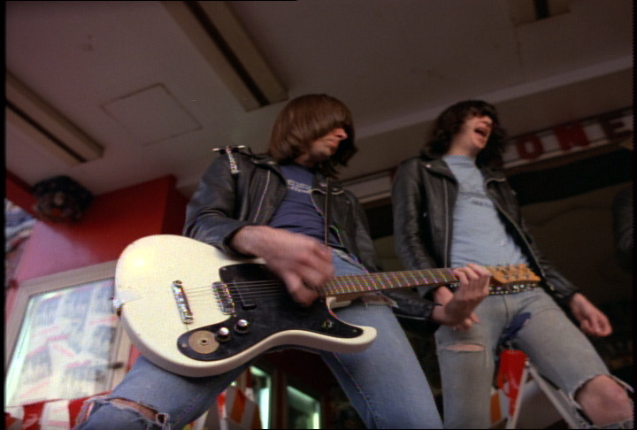 ロックンロール・ハイスクール 14枚目の写真・画像