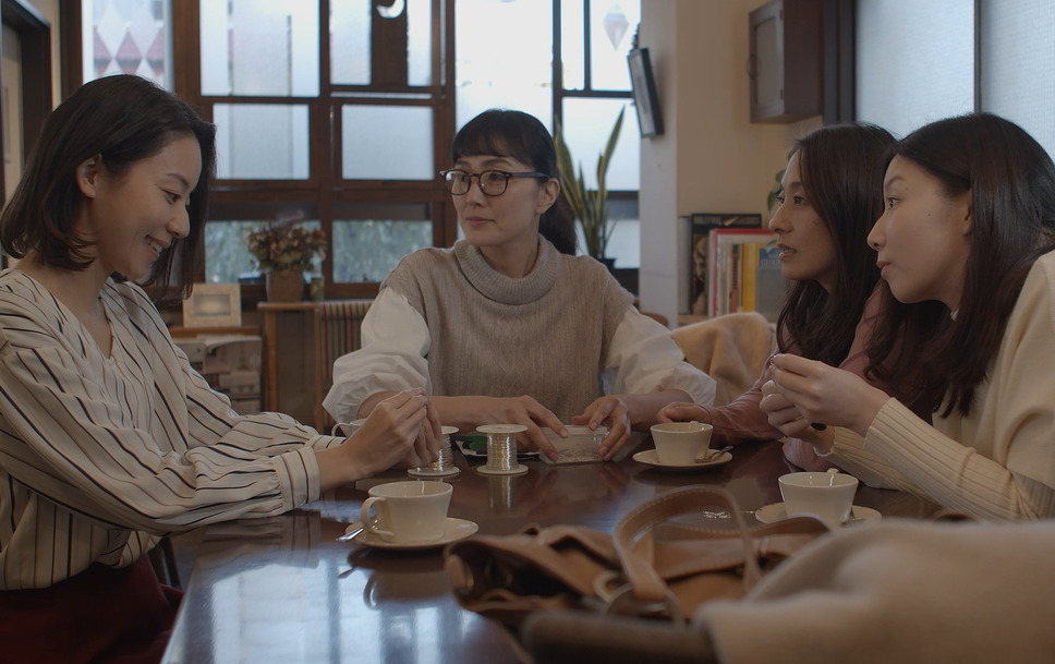 夜明けまでバス停で 5枚目の写真・画像