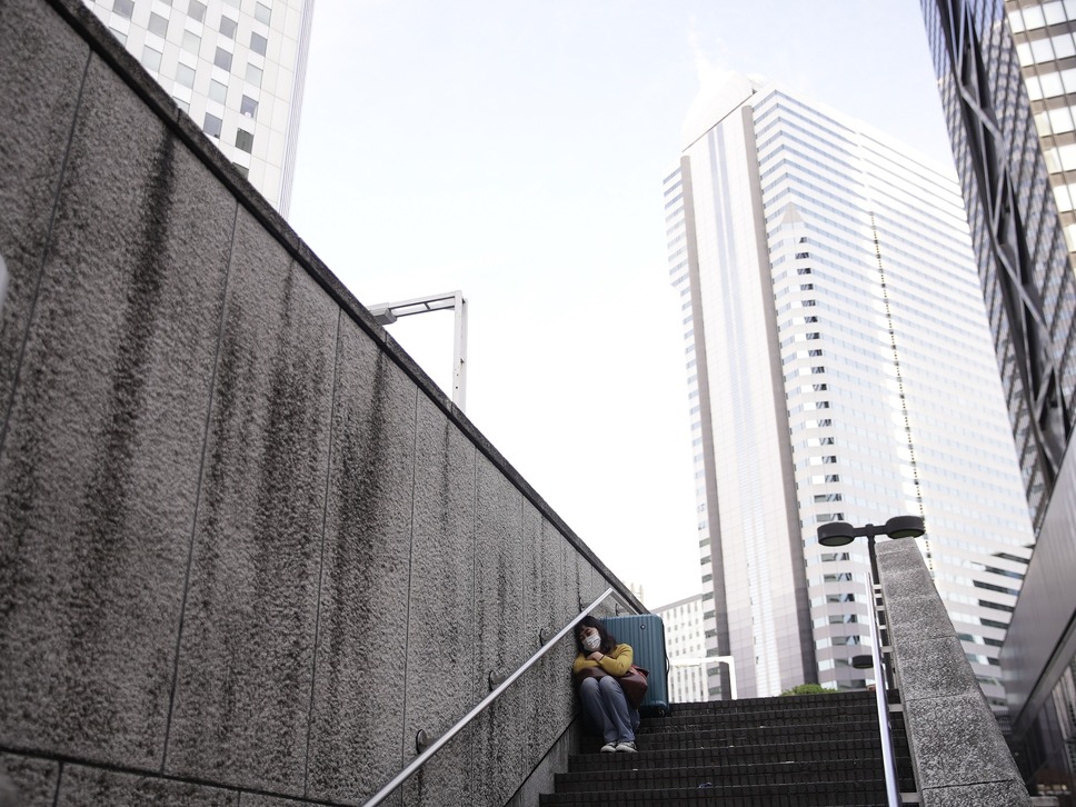 夜明けまでバス停で 12枚目の写真・画像