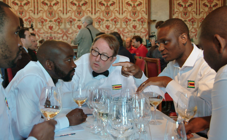 チーム・ジンバブエのソムリエたち 2枚目の写真・画像
