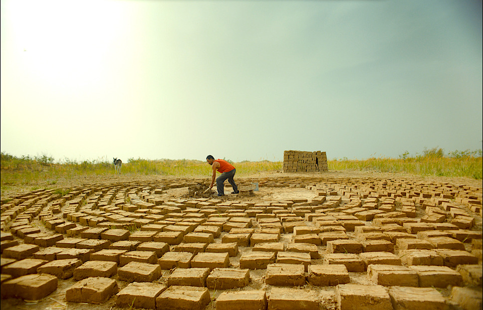 ©2022 Qizi Films Limited, Beijing J.Q. Spring Pictures Company Limited. All Rights Reserved.