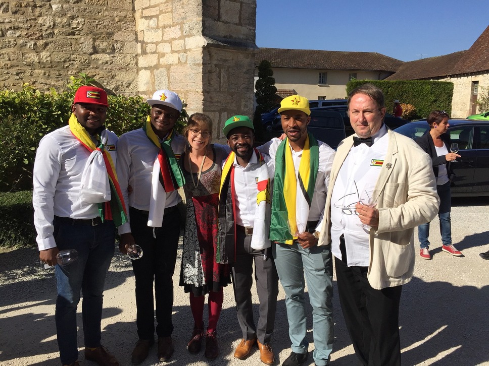 チーム・ジンバブエのソムリエたち 8枚目の写真・画像