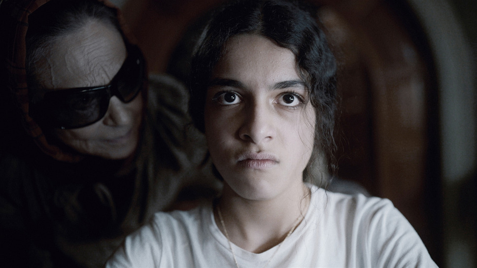 イビルアイ 8枚目の写真・画像