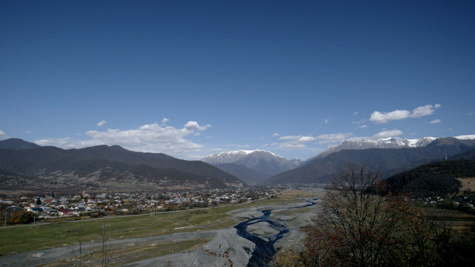 アダミアニ 祈りの谷 3枚目の写真・画像