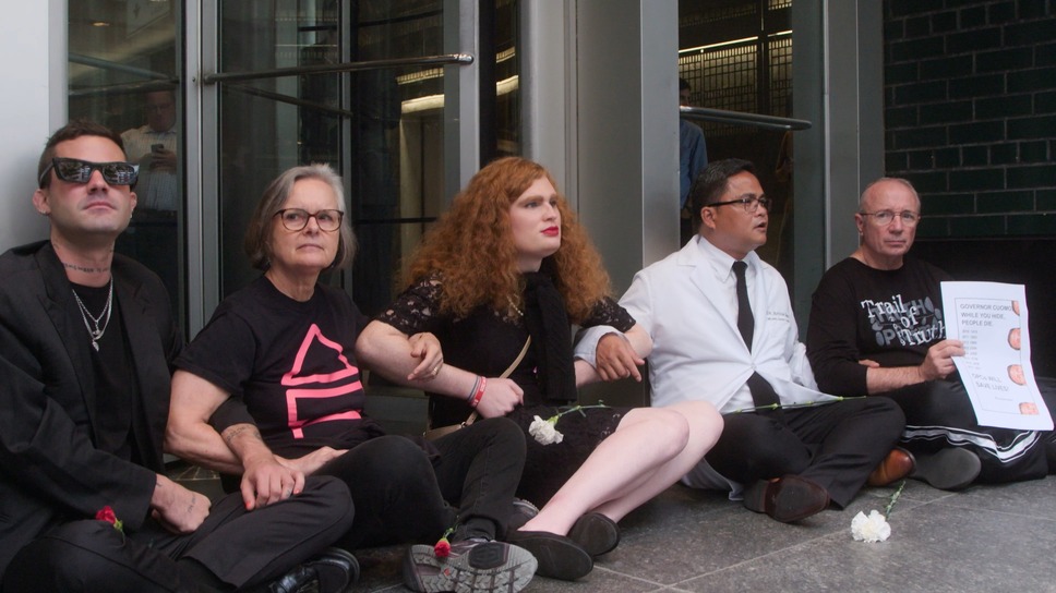 美と殺戮のすべて 6枚目の写真・画像