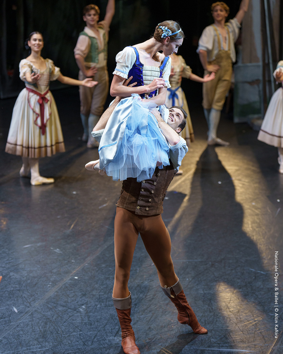 オリガ・スミルノワのジゼル in cinema 10枚目の写真・画像