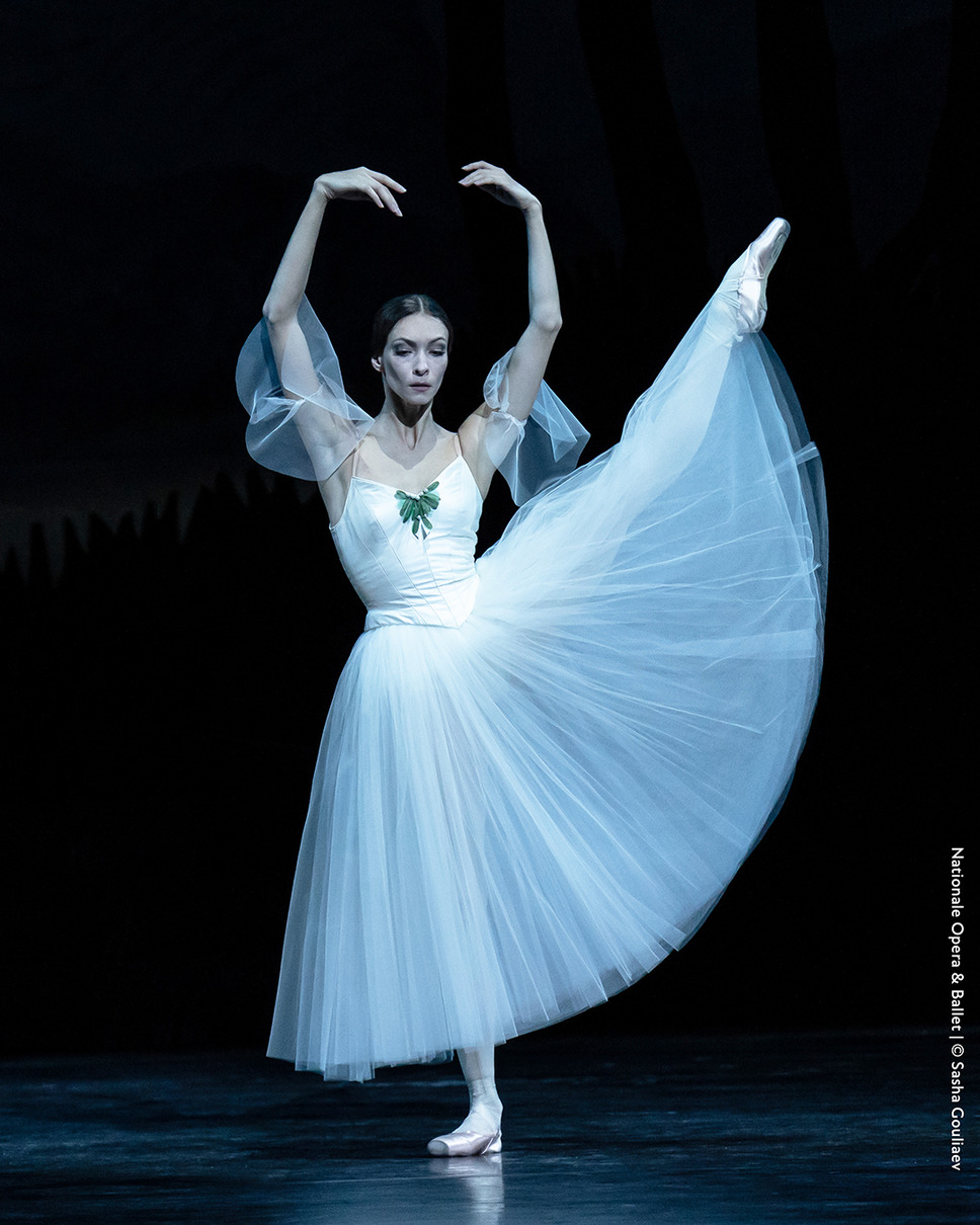 オリガ・スミルノワのジゼル in cinema 12枚目の写真・画像