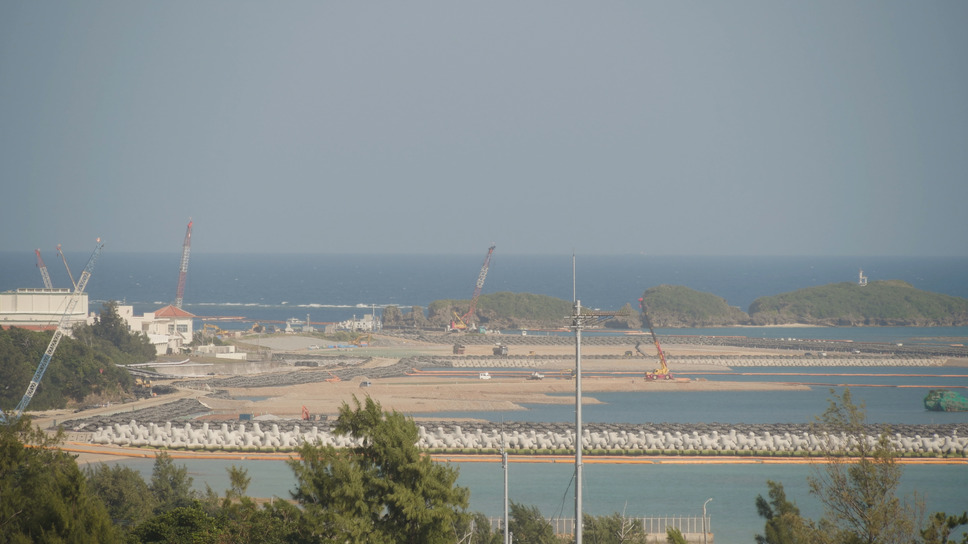 骨を掘る男 5枚目の写真・画像