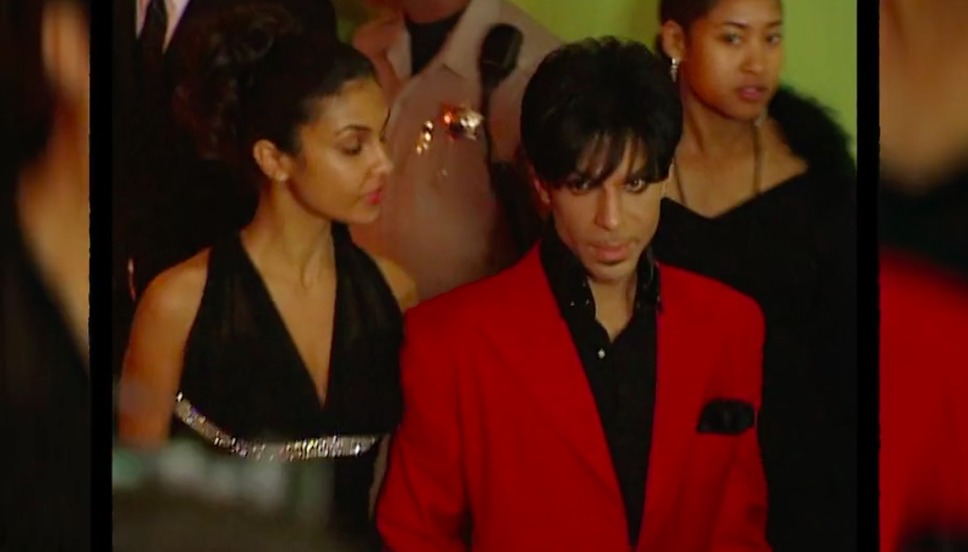 プリンス　ビューティフル・ストレンジ 18枚目の写真・画像