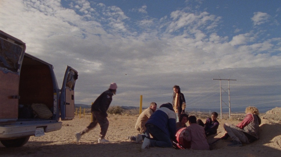 HOW TO BLOW UP 11枚目の写真・画像