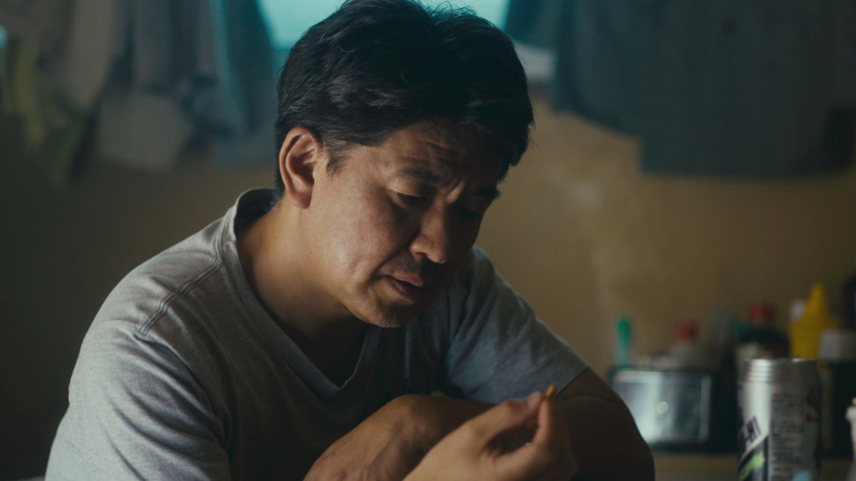 ひどくくすんだ赤 6枚目の写真・画像