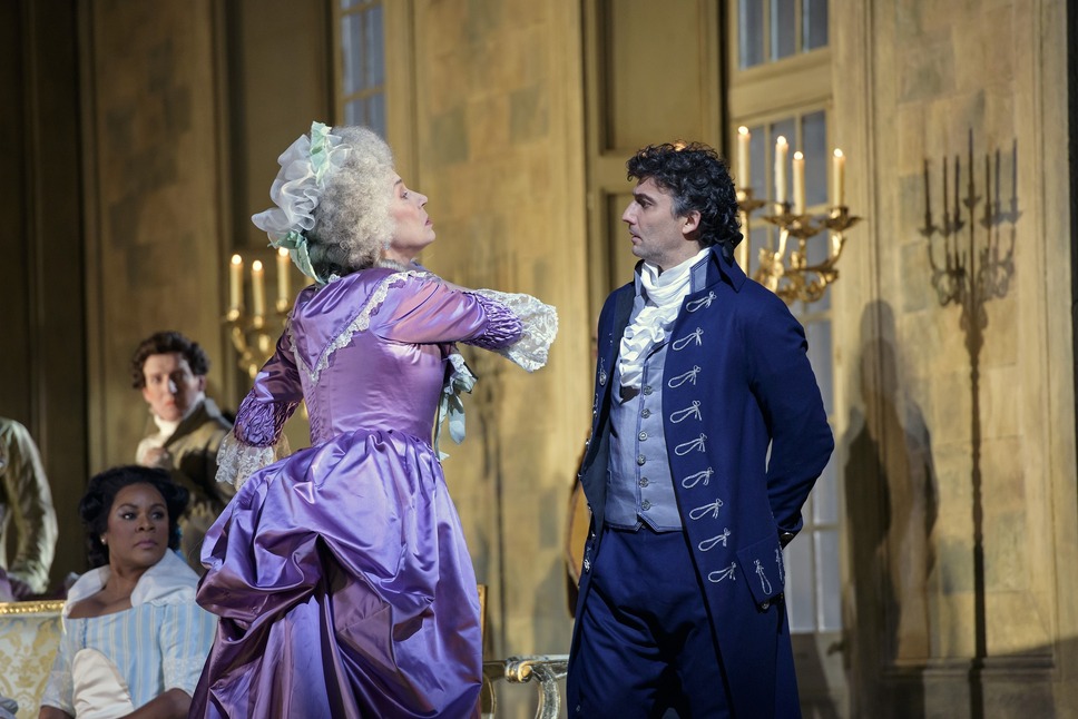 © ROH. Photographed by Bill Cooper