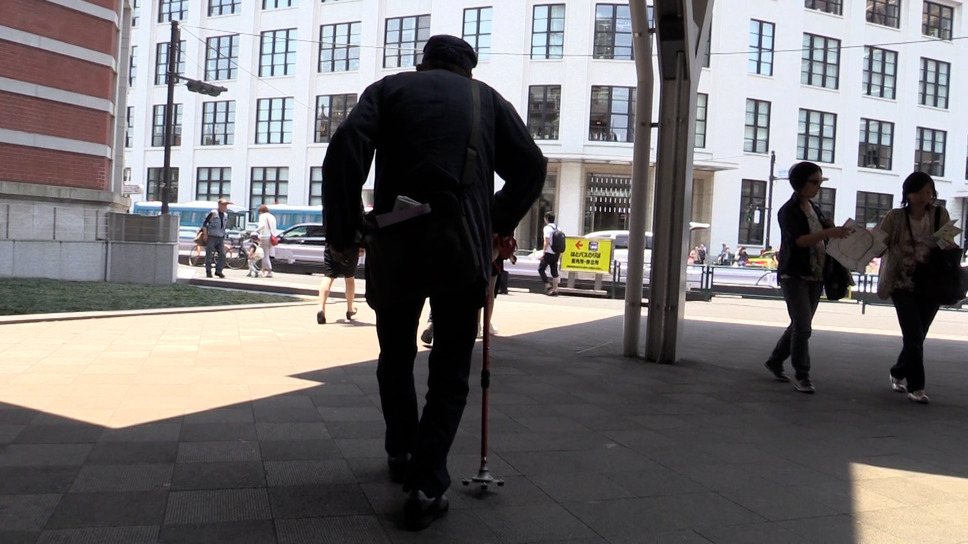 うしろから撮るな 俳優織本順吉の人生 8枚目の写真・画像