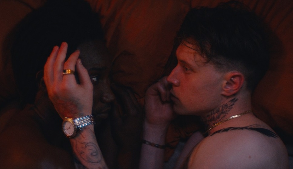 FEMME フェム 2枚目の写真・画像