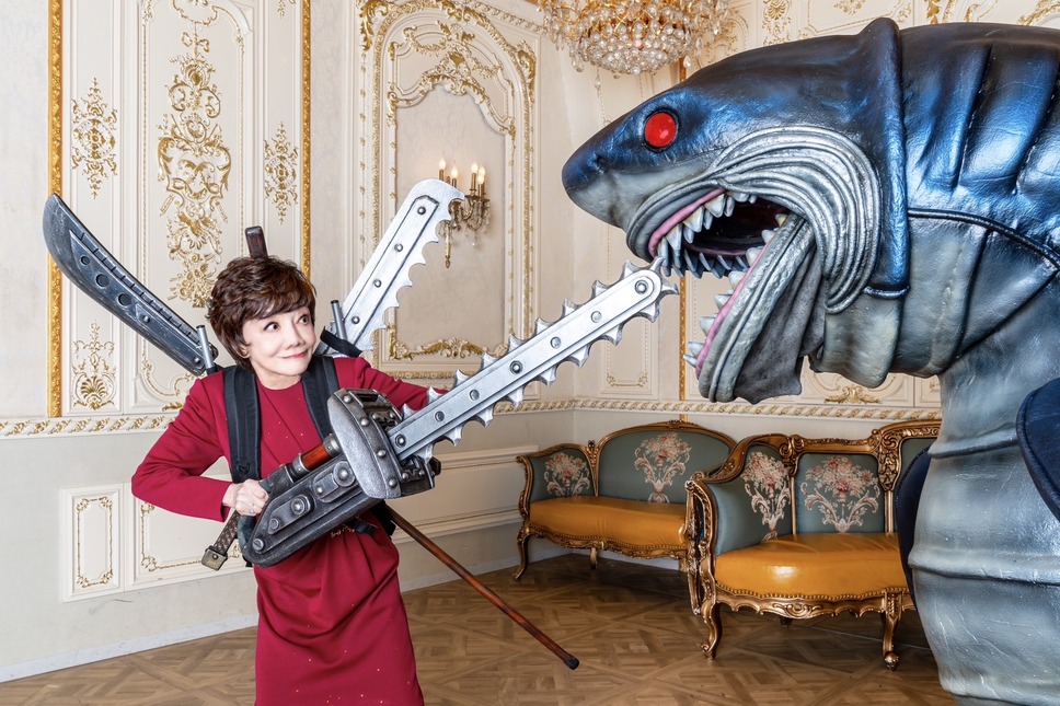 松島トモ子 サメ遊戯 2枚目の写真・画像