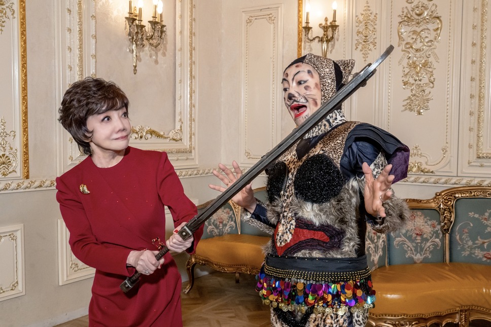 松島トモ子 サメ遊戯 7枚目の写真・画像