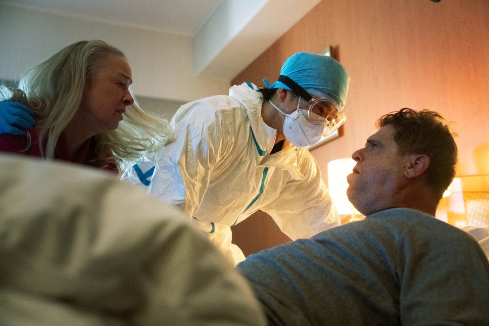 フロントライン 15枚目の写真・画像