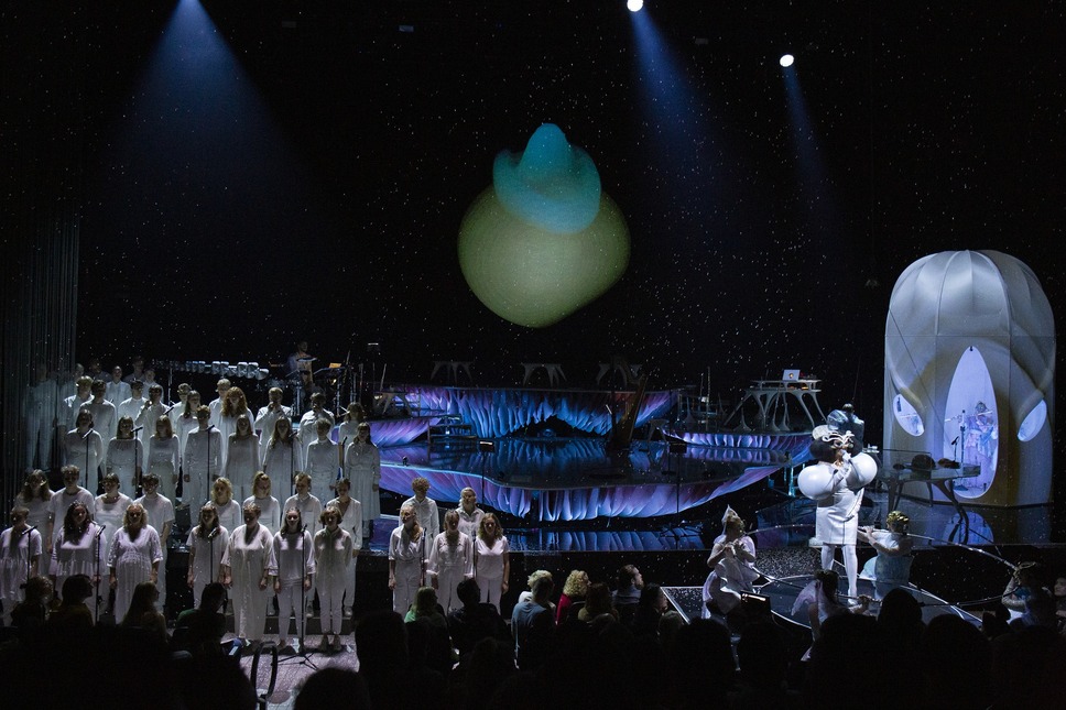 photo by Santiago Felipe