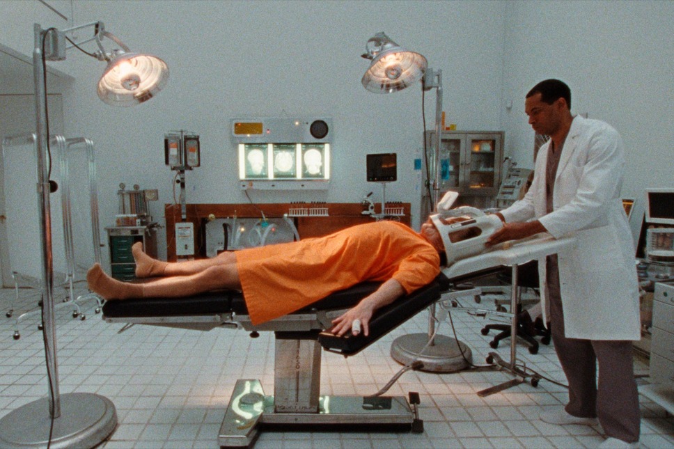 顔を捨てた男 10枚目の写真・画像