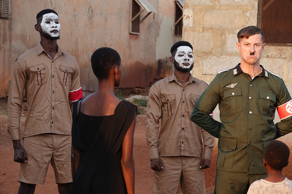 アフリカン・カンフー・ナチス２　逆襲のロボトラー 4枚目の写真・画像