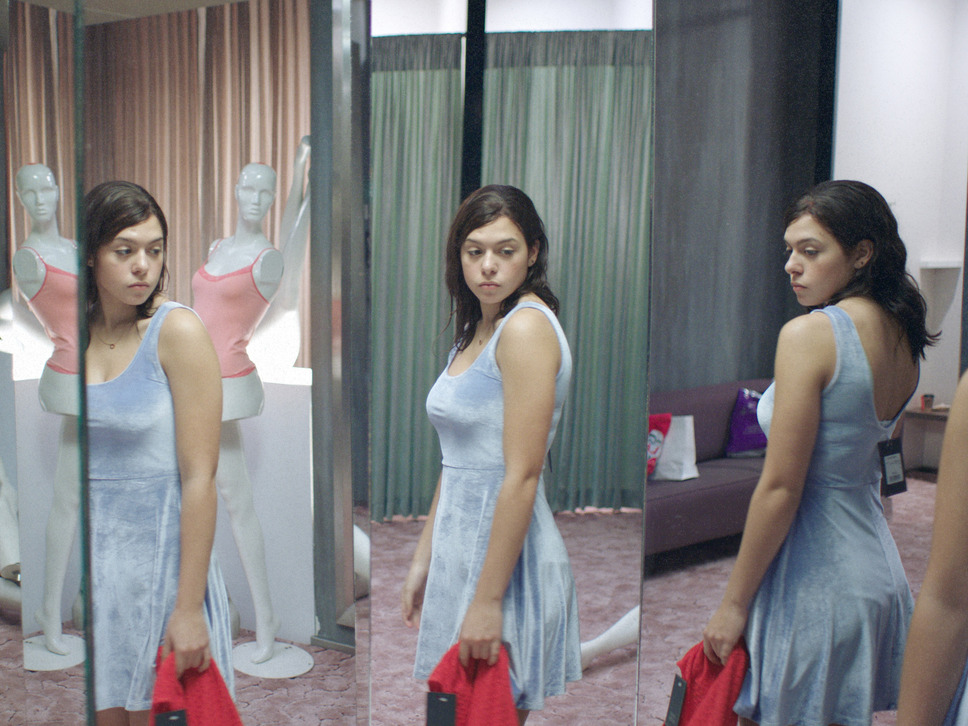 テイク・ミー・サムウェア・ナイス 6枚目の写真・画像