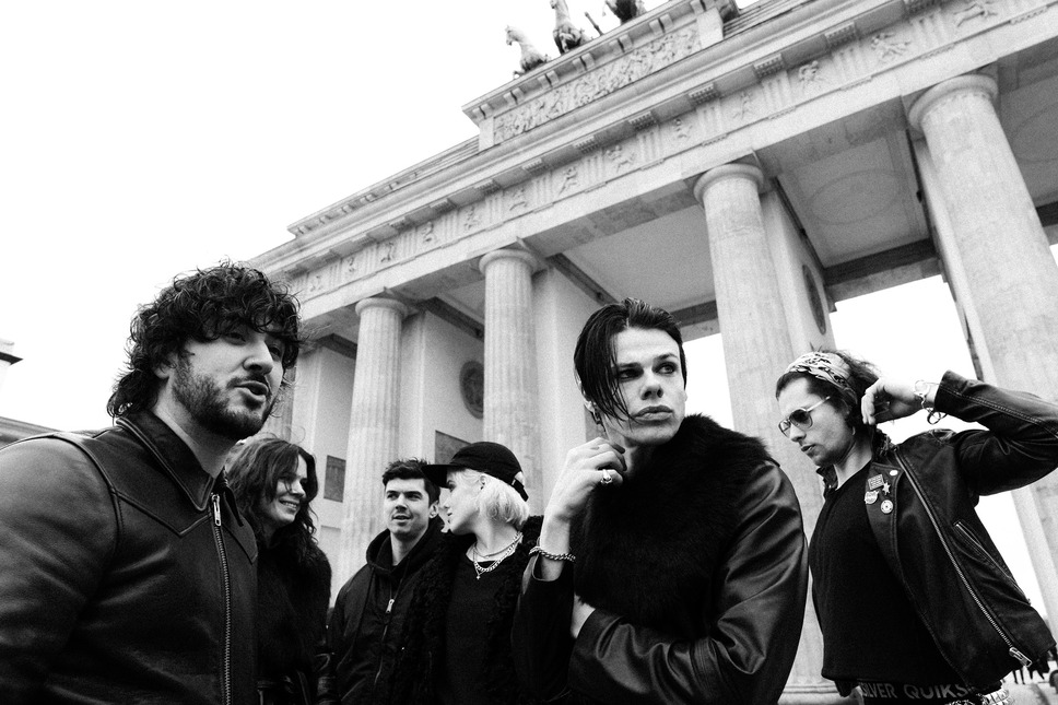 YUNGBLUD. ARE YOU READY, BOY? 2枚目の写真・画像